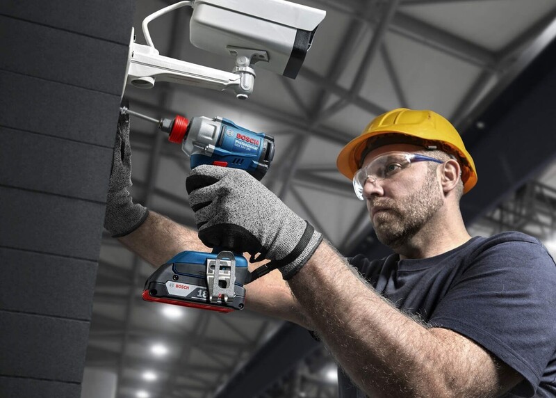 Гайковерт Bosch Professional GDX 18V-285 18В 2x4Аh (0.601.9N2.102)