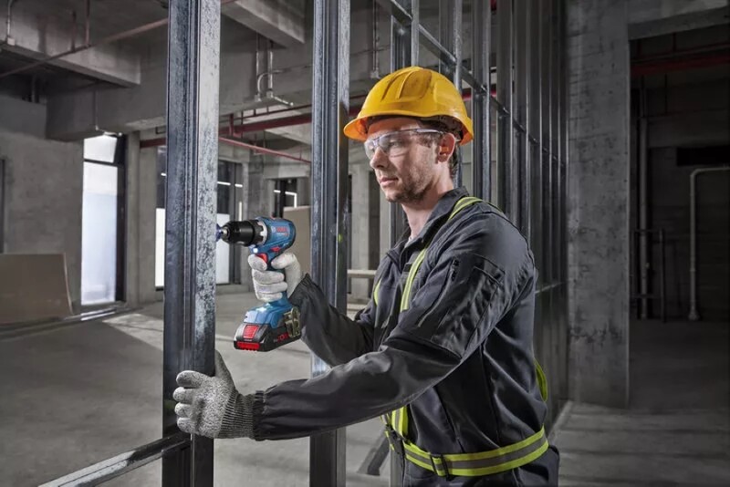 Дрель-шуруповерт Bosch Professional GSR 18V-65 (0.601.9N3.200) без АКБ та ЗУ