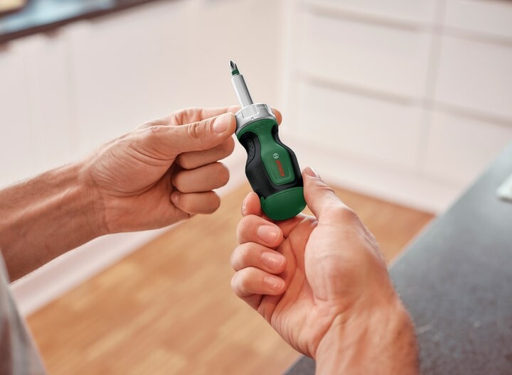 Отвертка Bosch с трещоткой, 6 насадок (1.600.A02.7PK)