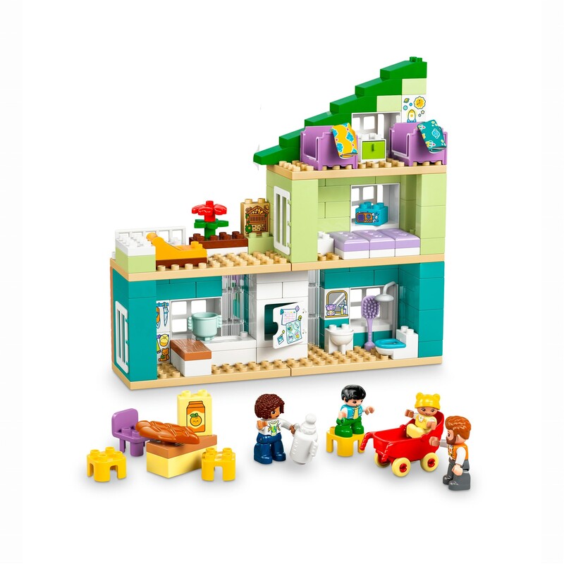 Конструктор LEGO Duplo Town Современный семейный дом с фигурками (10470)