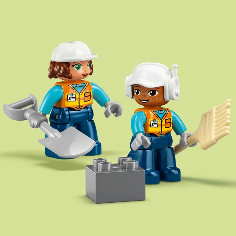 Конструктор LEGO Duplo Town 3-в-1 Строительная площадка и техника (10476)