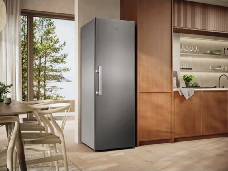 Холодильник Electrolux LRT7ME39X
