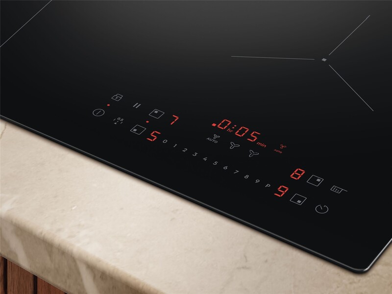 Варильна поверхня Electrolux ECC63410CB
