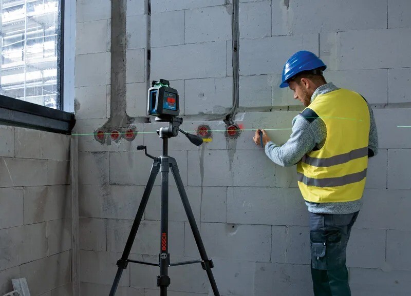 Нивелир лазерный Bosch Professional GLL2-20G + BT150 (0.601.065.001)