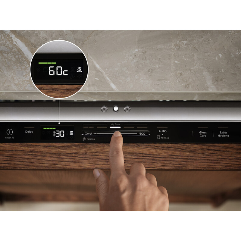 Встраиваемая посудомоечная машина Electrolux E62LB200T