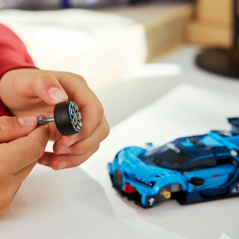 Конструктор LEGO Speed Champions Bugatti Vision GT Hyper (77253)