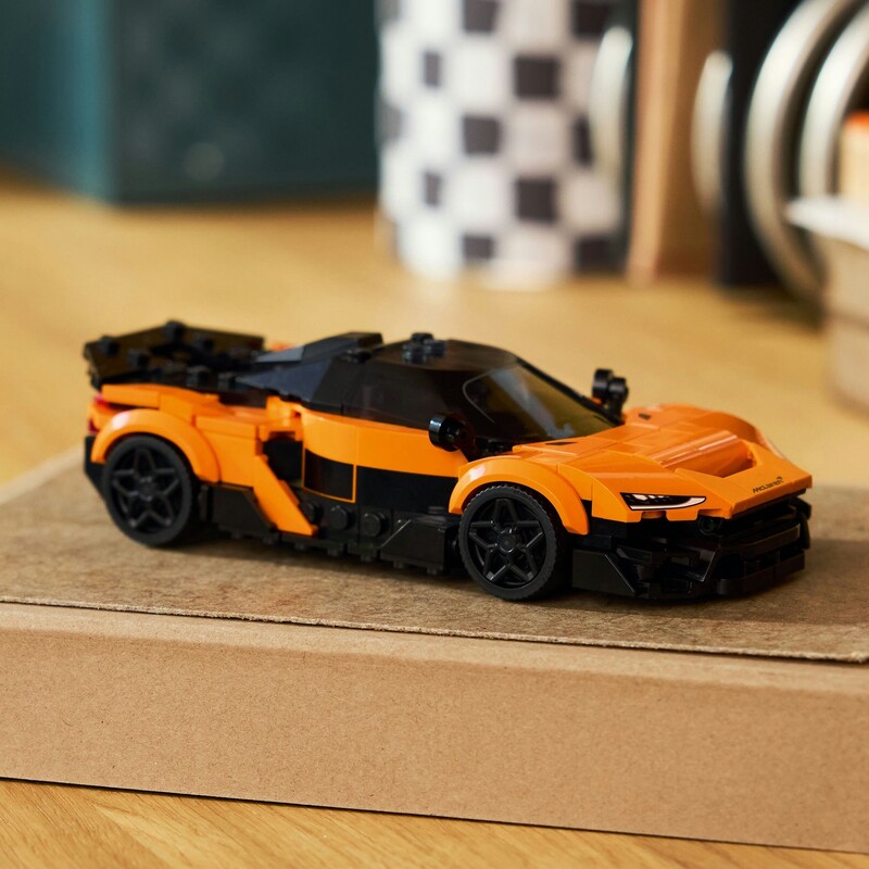 Конструктор LEGO Speed Champions McLaren W1 (77257)
