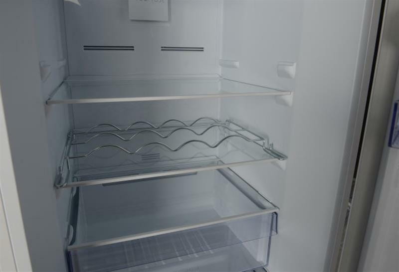 Холодильник Beko RCNA366I30W