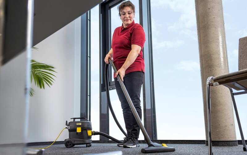 Пилосос Karcher Go!Further T 11/1 Classic Adv Re!Plast (1.527-222.0)