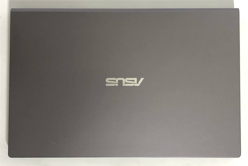 Ноутбук Asus VivoBook 15 F515JA / 15.6" FullHD IPS / i3-10110U / 8GB / 256GB SSD / Win11 - Б/в