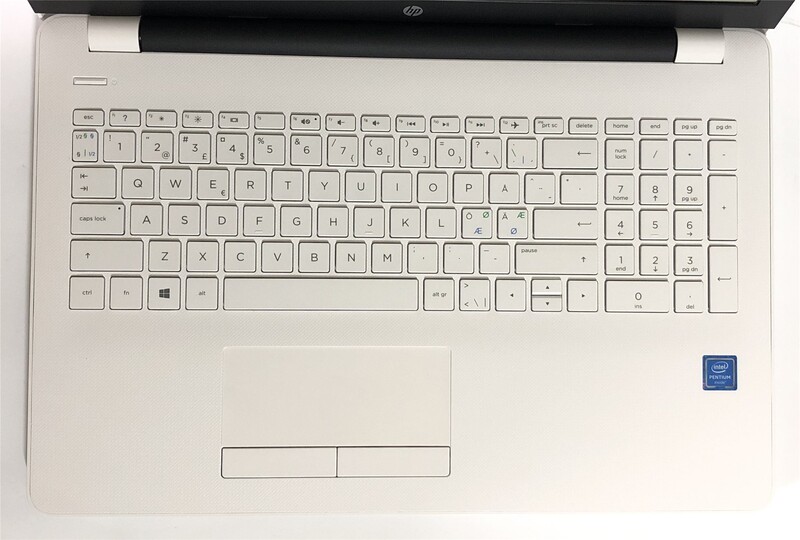 Ноутбук HP 15-bs030no / 15.6" FullHD / Pentium N3710 / 8GB / 128GB SSD / Win10 - Б/в