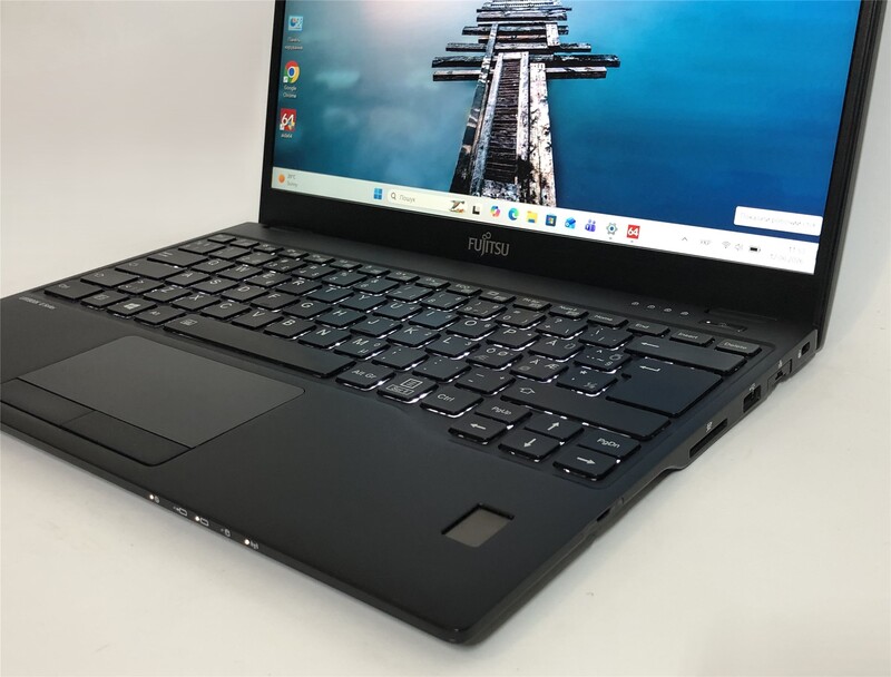Ноутбук Fujitsu LifeBook U939 / 13.3" FullHD IPS / i5-8265U / 16GB / 256GB SSD / 4G/LTE / Win11Pro / Backlight / сканер відбитка - Б/в