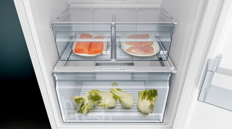 Холодильник Siemens KG39NVW316