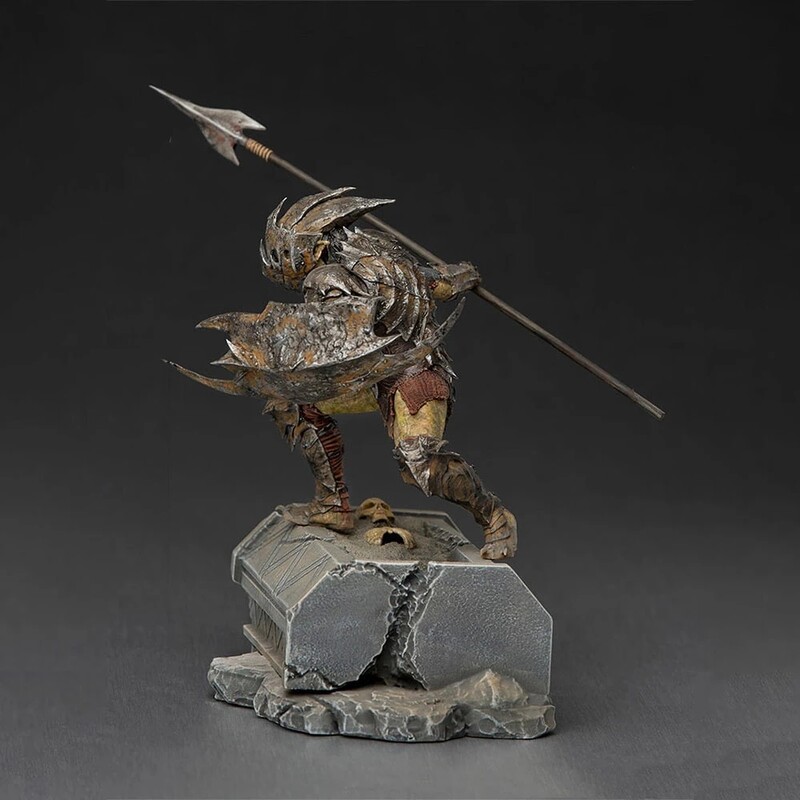 Колекційна фігурка Iron Studios The Lord of the Rings Armored Orc (WBLOR43021-10)