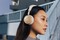 Фото - Bluetooth-гарнитура JBL Live 680NC Champagne (JBLLIVE680NCCPG) | click.ua