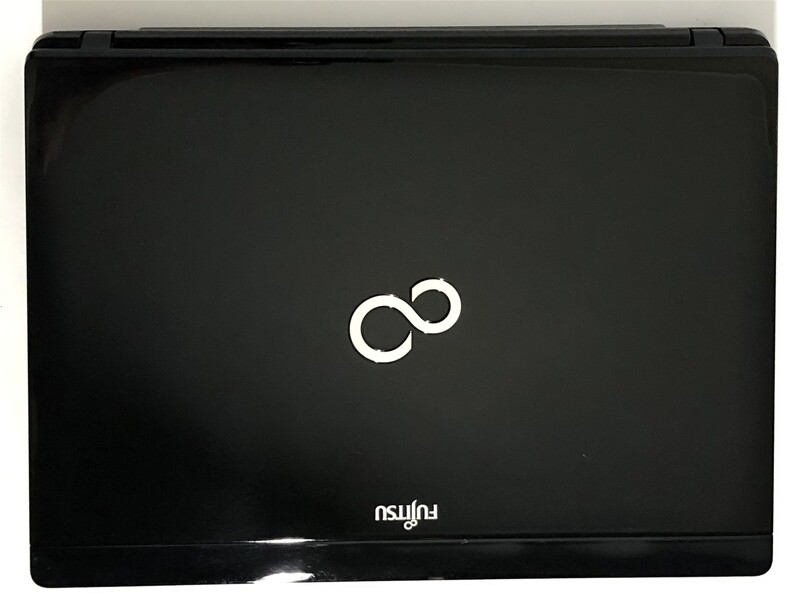 Ноутбук Fujitsu LifeBook P771 / 12.5" (1280х800) / i7-2617M / 8GB / 128GB SSD / 3G / Win10Pro - Б/в