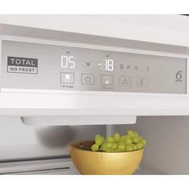 Встраиваемый холодильник Whirlpool WHC20T593P