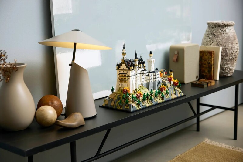 Конструктор LEGO Architecture Замок Нойшванштайн (21063)