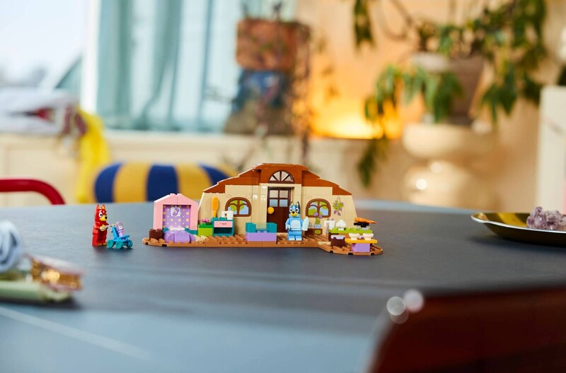 Конструктор LEGO Bluey Школа c Расти и Блуи (11221)