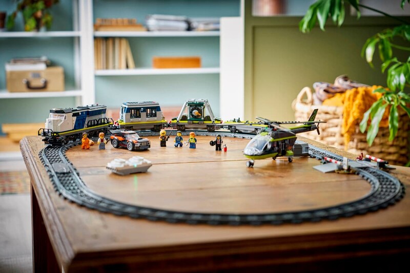 Конструктор LEGO City Ограбление полицейского поезда (60508)