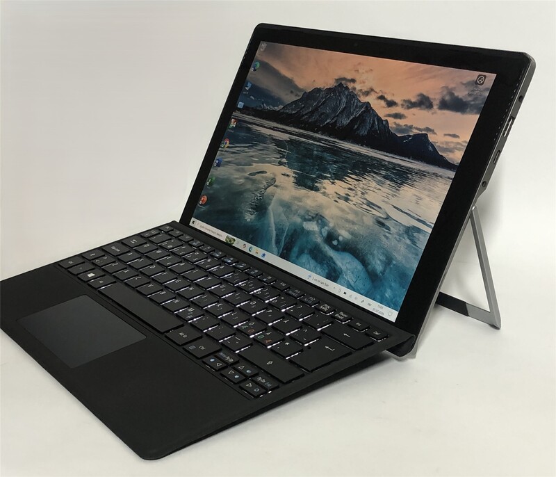 Ноутбук Acer Switch Alpha 12 SA5-271P / 12" (2160x1440) IPS Touch / i5-6200U / 8GB / 256GB SSD / Win10 / Backlight - Б/у