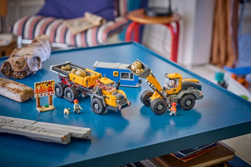 Конструктор LEGO City Самосвал и фронтальный ковшовой погрузчик (60494)