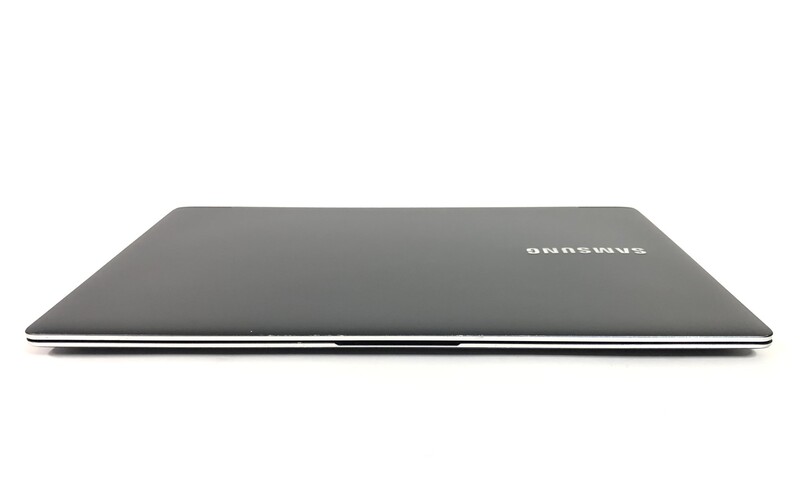 Ноутбук Samsung NP940X3G / 13.3" (3200x1800) IPS Touch / i5-4200U / 4GB / 128GB SSD / Win10Pro / Backlight - Б/у