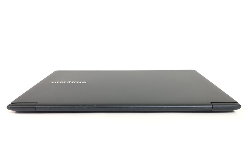 Ноутбук Samsung NP940X3G / 13.3" (3200x1800) IPS Touch / i5-4200U / 4GB / 128GB SSD / Win10Pro / Backlight - Б/у