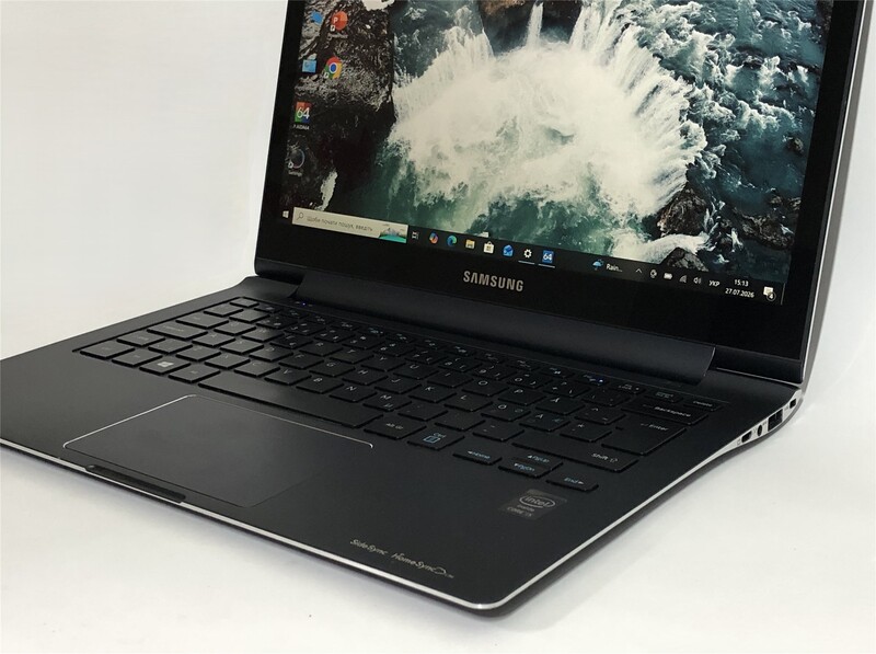 Ноутбук Samsung NP940X3G / 13.3" (3200x1800) IPS Touch / i5-4200U / 4GB / 128GB SSD / Win10Pro / Backlight - Б/у