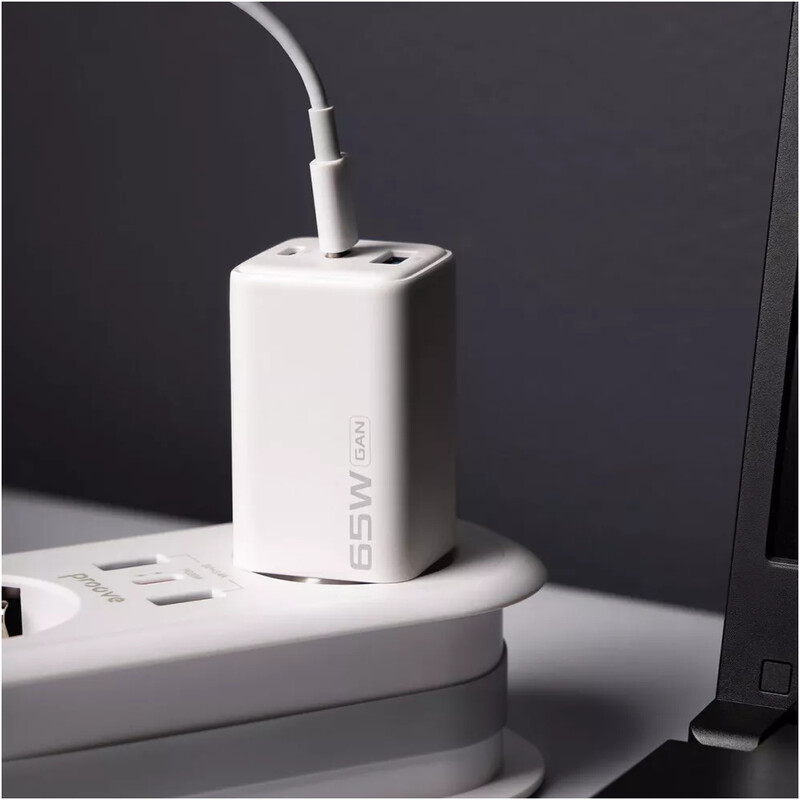 Мережевий зарядний пристрій Proove Pocket GaN (2xUSB-C, 1USB) 65W White (WCPG65121202)