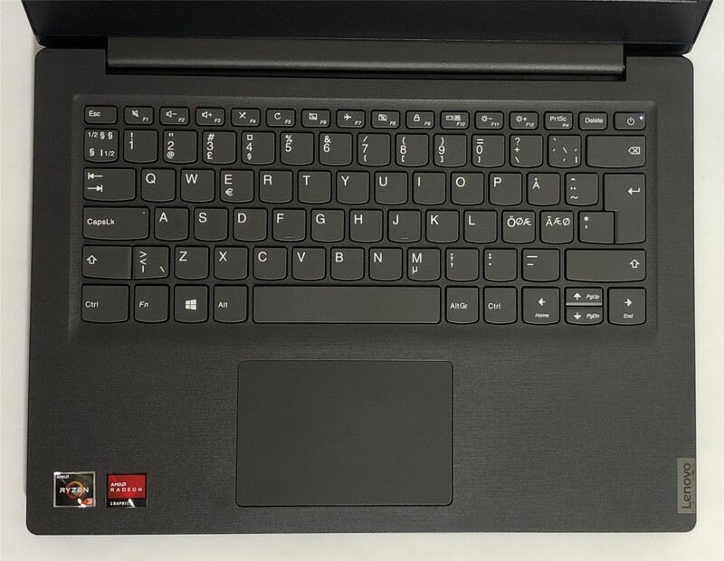 Ноутбук Lenovo V14-ADA / 14" FullHD / AMD Ryzen 3 3250U / 8GB / 256GB SSD / Win10Pro - Б/в