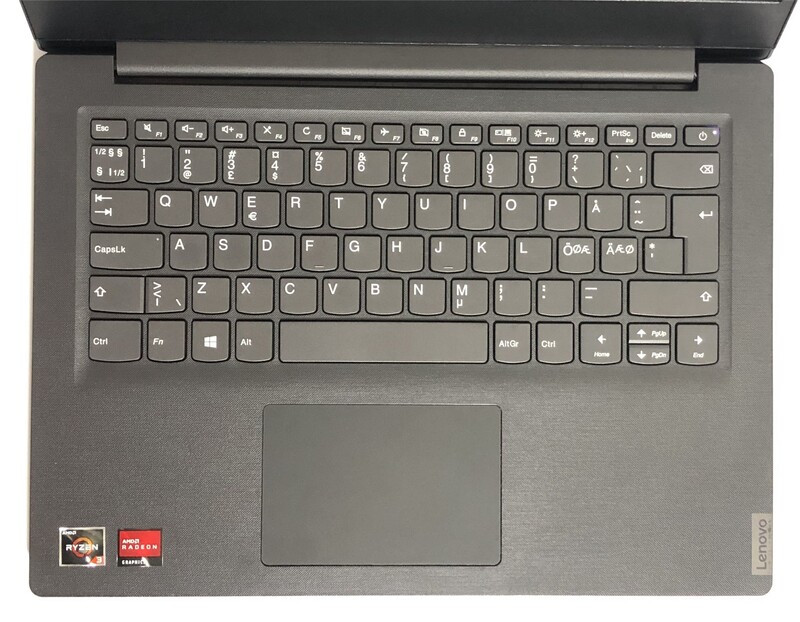 Ноутбук Lenovo V14-ADA / 14" FullHD / AMD Ryzen 3 3250U / 8GB / 256GB SSD / Win10Pro - Б/в