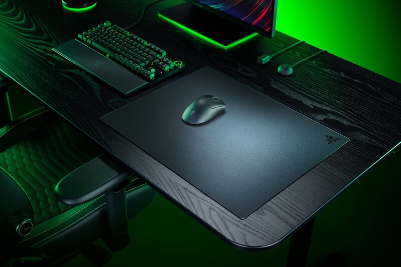 Игровая поверхность Razer Atlas Pro Black (RZ02-05760100-R3M1)
