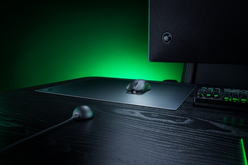 Игровая поверхность Razer Atlas Pro Black (RZ02-05760100-R3M1)