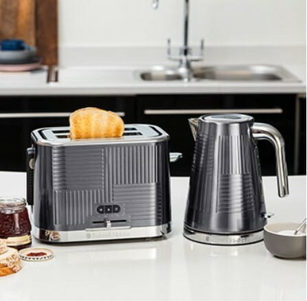Електрочайник Russell Hobbs 25240-70 Geo Steel