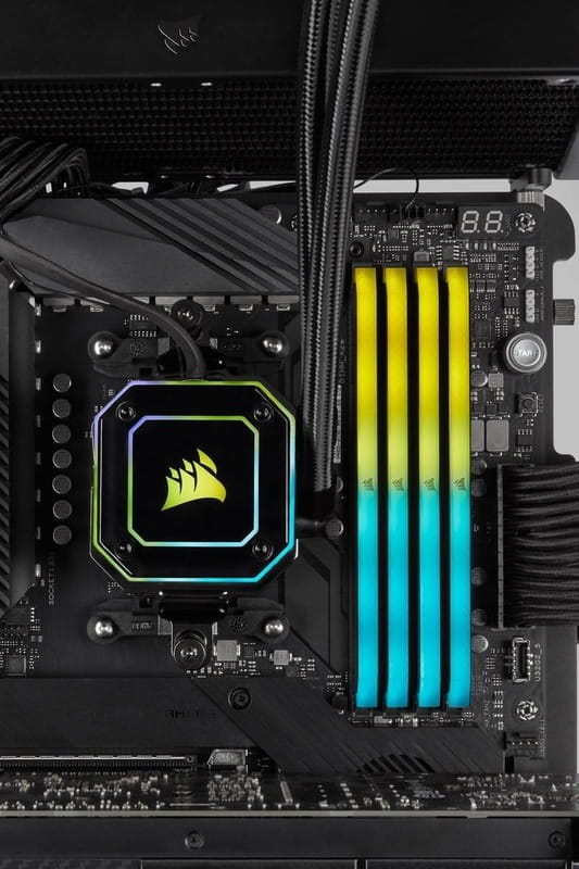 Модуль памяти DDR4 2x16GB/3200 Corsair Vengeance RGB RS Black (CMG32GX4M2E3200C16)