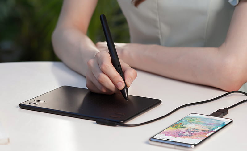 Графический планшет Huion Inspiroy RTE-100