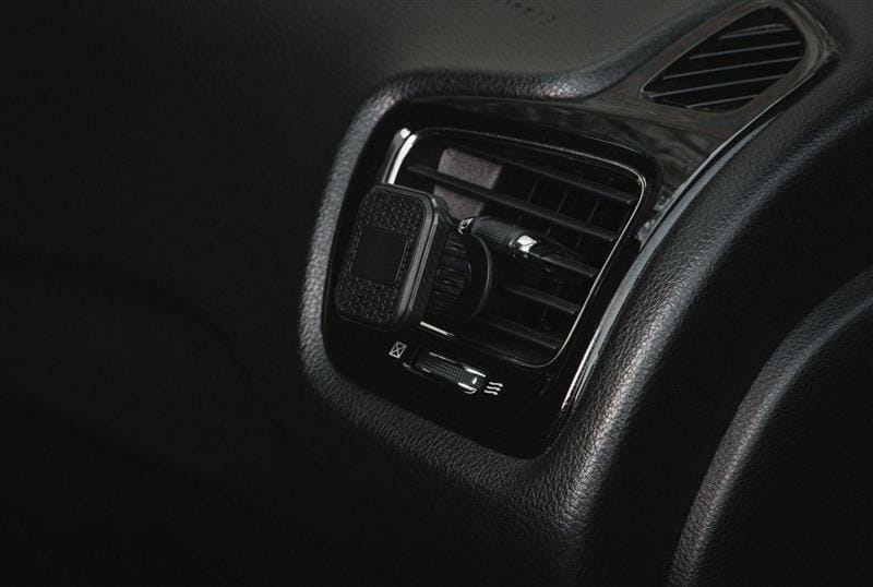 Держатель автомобильный XoKo RM-C60