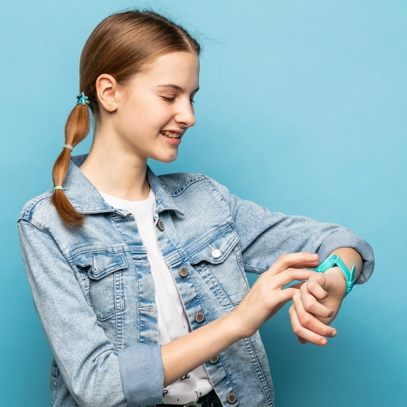 Детские смарт-часы с GPS-трекером Elari KidPhone Fresh Green (KP-F/Green)