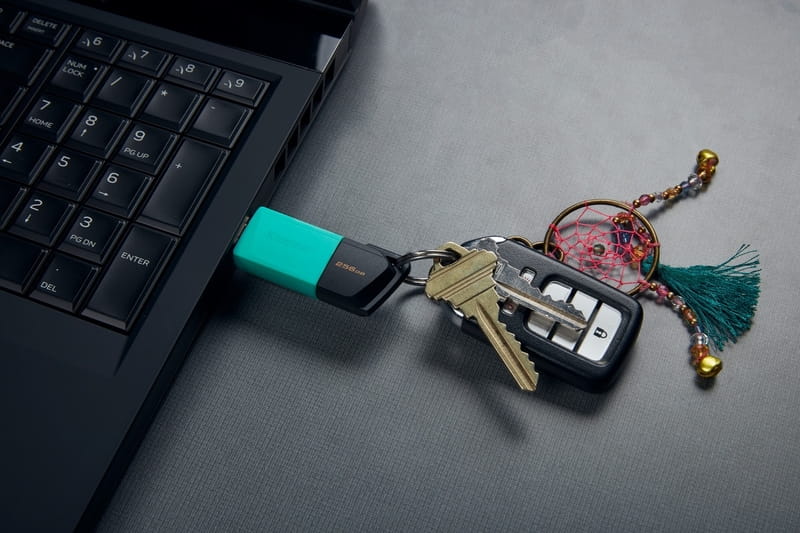 Флеш-накопитель USB3.2 256GB Kingston DataTraveler Exodia M Black/Teal (DTXM/256GB)