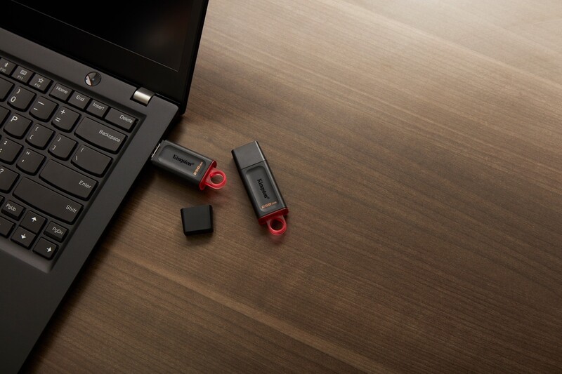 Флеш-накопитель USB3.2 128GB Kingston DataTraveler Exodia Black/Yellow (DTX/128GB)
