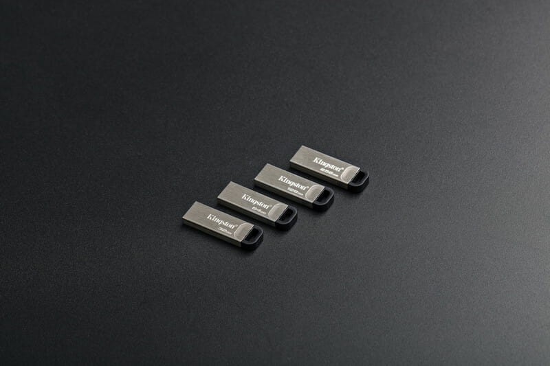 Флеш-накопитель USB3.2 64GB Kingston DataTraveler Kyson Silver/Black (DTKN/64GB)