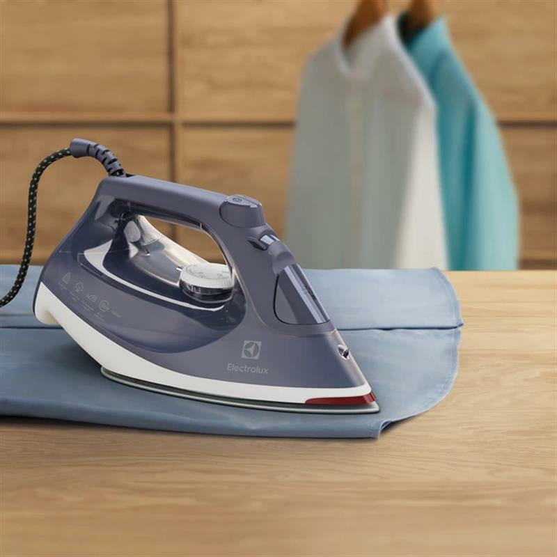 Утюг Electrolux E6SI1-2MN