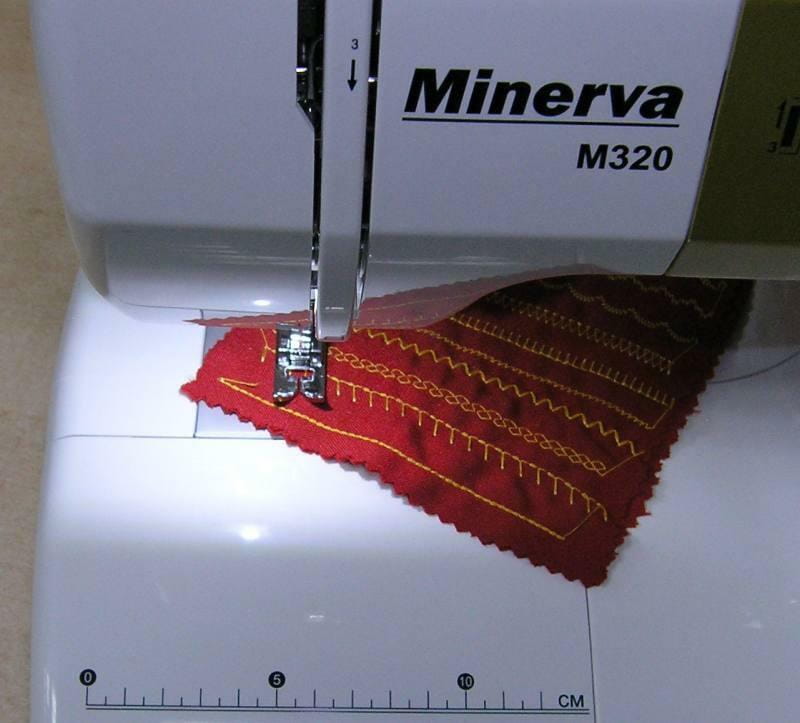 Швейна машина Minerva M320