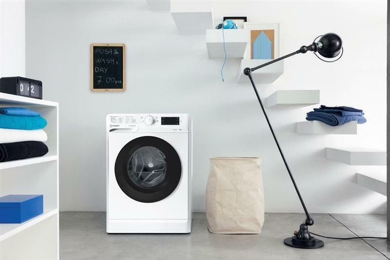Стиральная машина Indesit OMTWSE 61051 WK UA