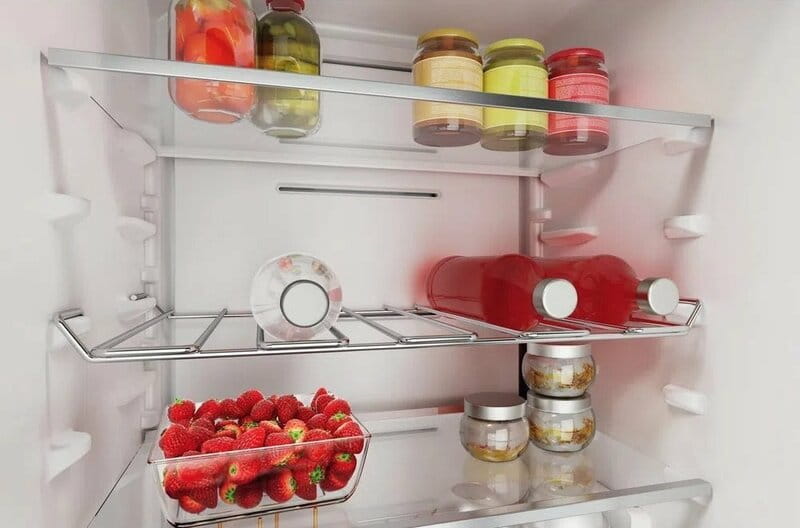 Вбудований холодильник Hotpoint-Ariston HAC20T321