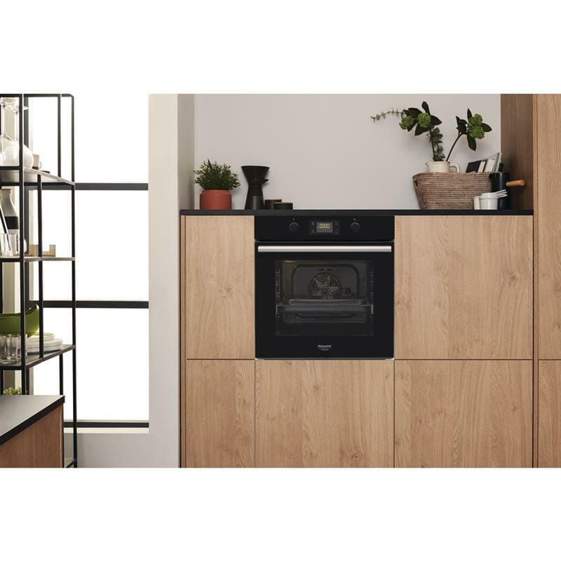 Духовой шкаф Hotpoint-Ariston FA2 841 JH BL HA