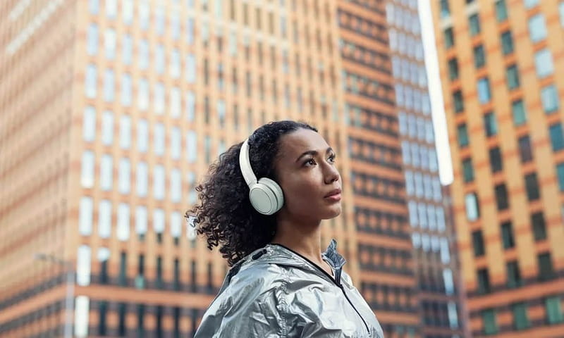 Bluetooth-гарнитура Philips TAH4205WT/00 White