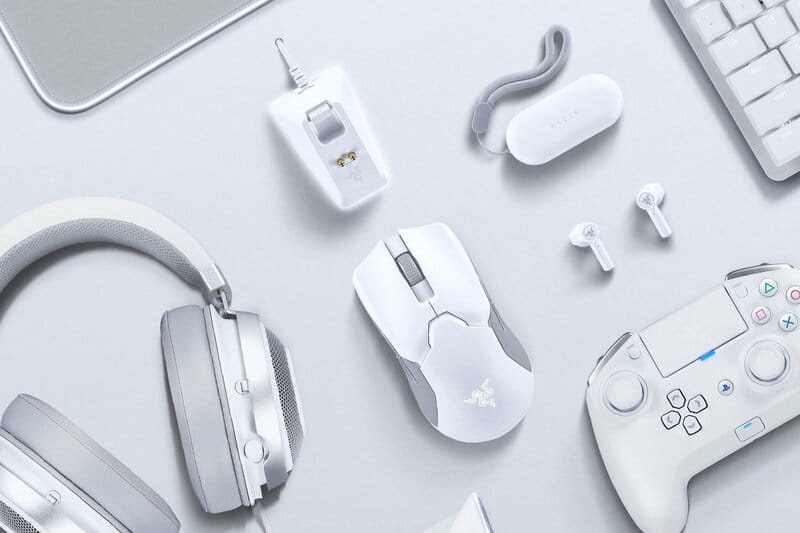 Мышь Razer Viper Ultimate Wireless & Mouse Dock Mercury (RZ01-03050400-R3M1) Wireless+USB