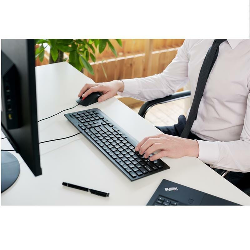 Комплект (клавіатура, мишка) бездротовий Lenovo Essential Wired Combo Black (4X30L79912) USB